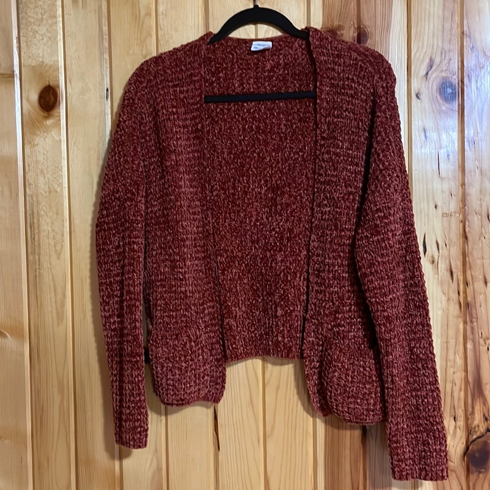 Essentials By Full Tilt Chenille Burgundy cardigan.